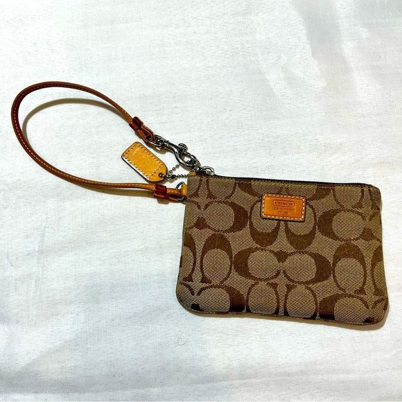 Coach Handbags - COACH WRISTLET